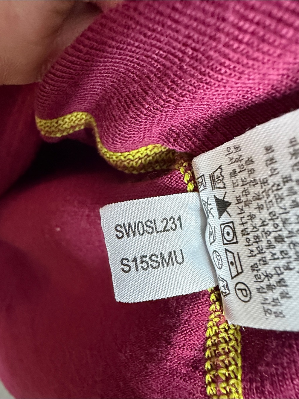 Smartwool Women's Classic Thermal Merino Base Layer Crew in Burgundy Medium - Picture 7 of 8